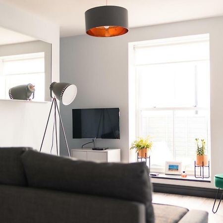 The Dreamland Apartment - Margate Beach - By Goldex Coastal Breaks Ngoại thất bức ảnh